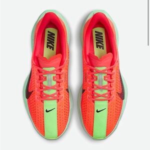 BRAND NEW - Nike Pegasus Plus - Orange and Green Athletic Shoes for Performance